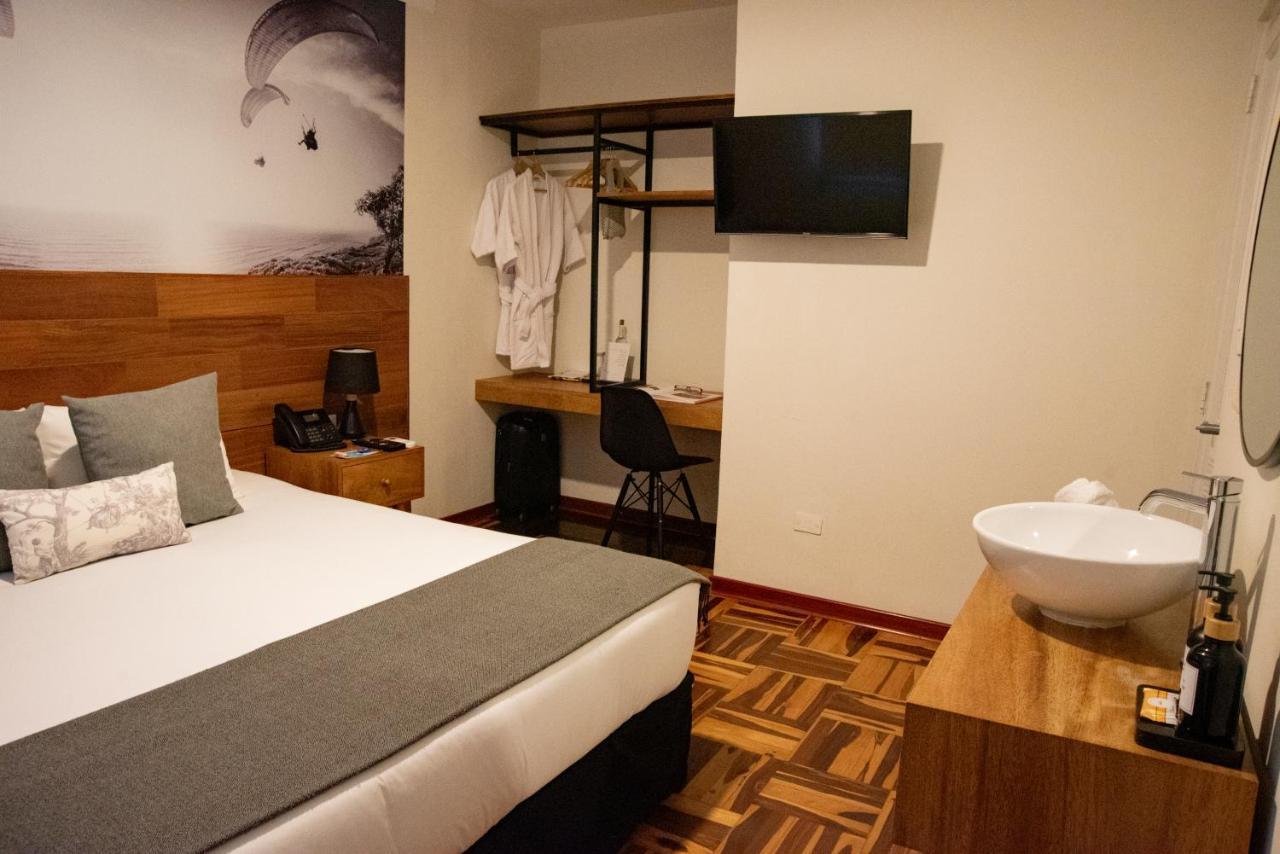 Lima 18 Boutique Hotel Luaran gambar